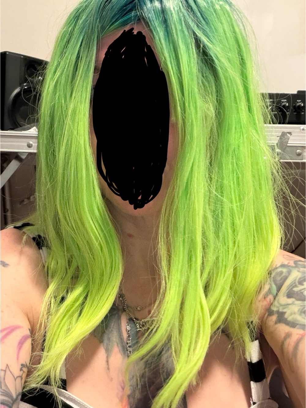 Neon Green Women's Fashion Wig - Vibrant Lime Hair